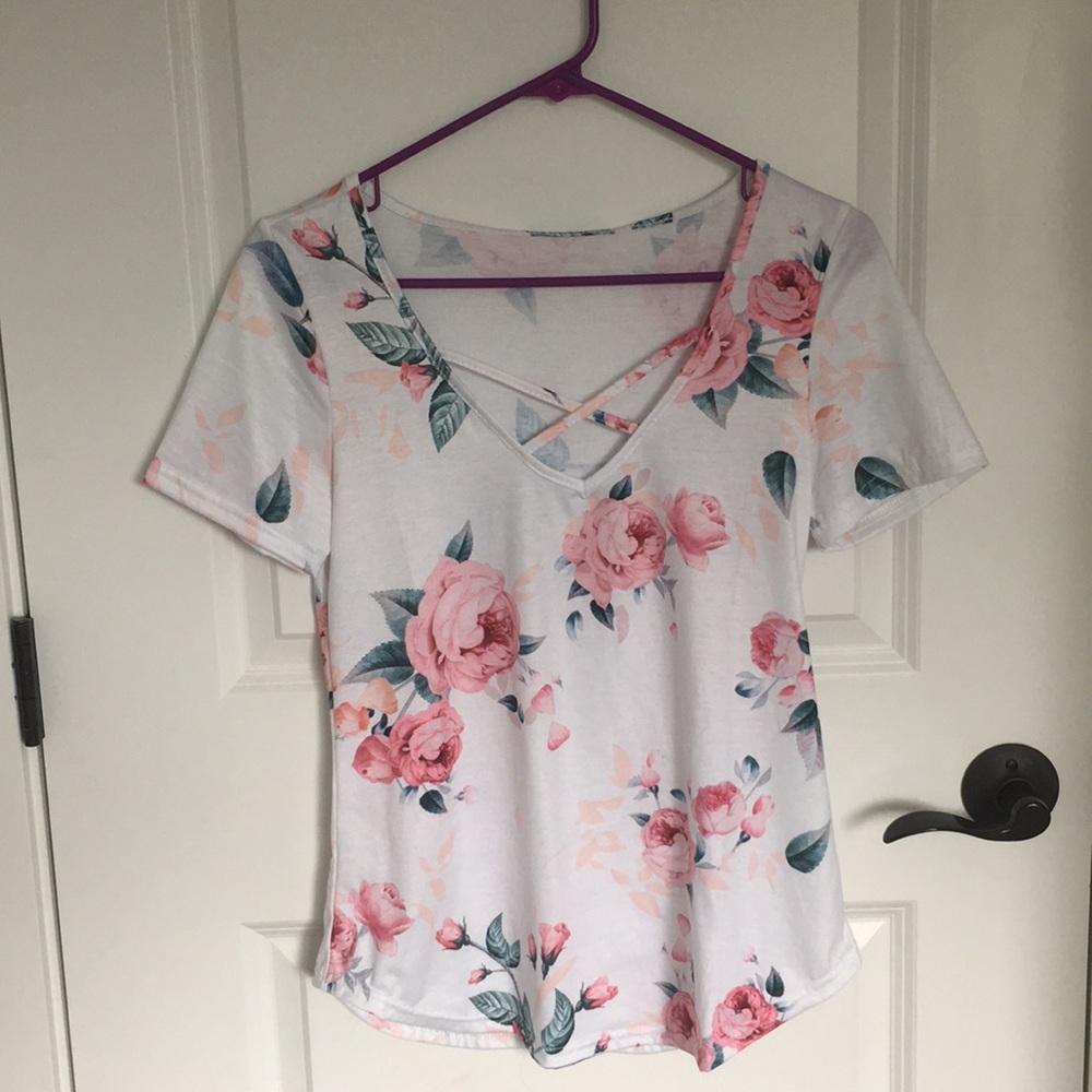 🌸Women’s Floral top